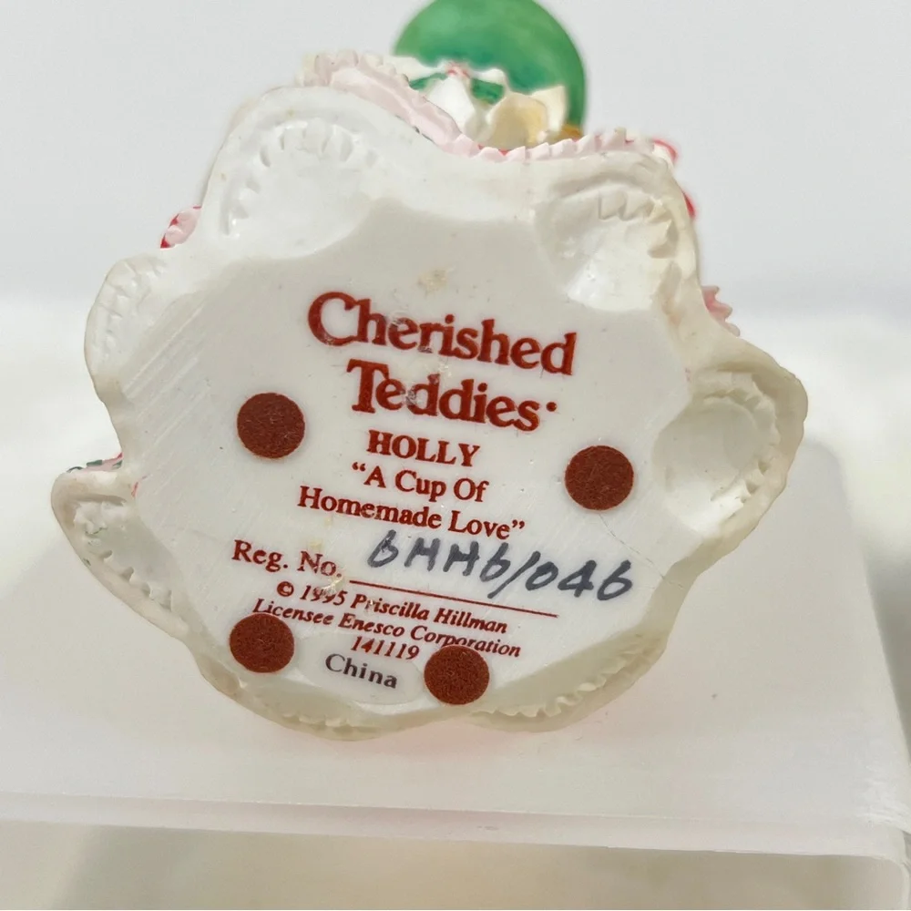 1995 Enesco Cherished Teddies Holly 